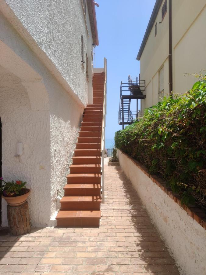 Villa Pinuccia Lido di Noto Eksteriør billede